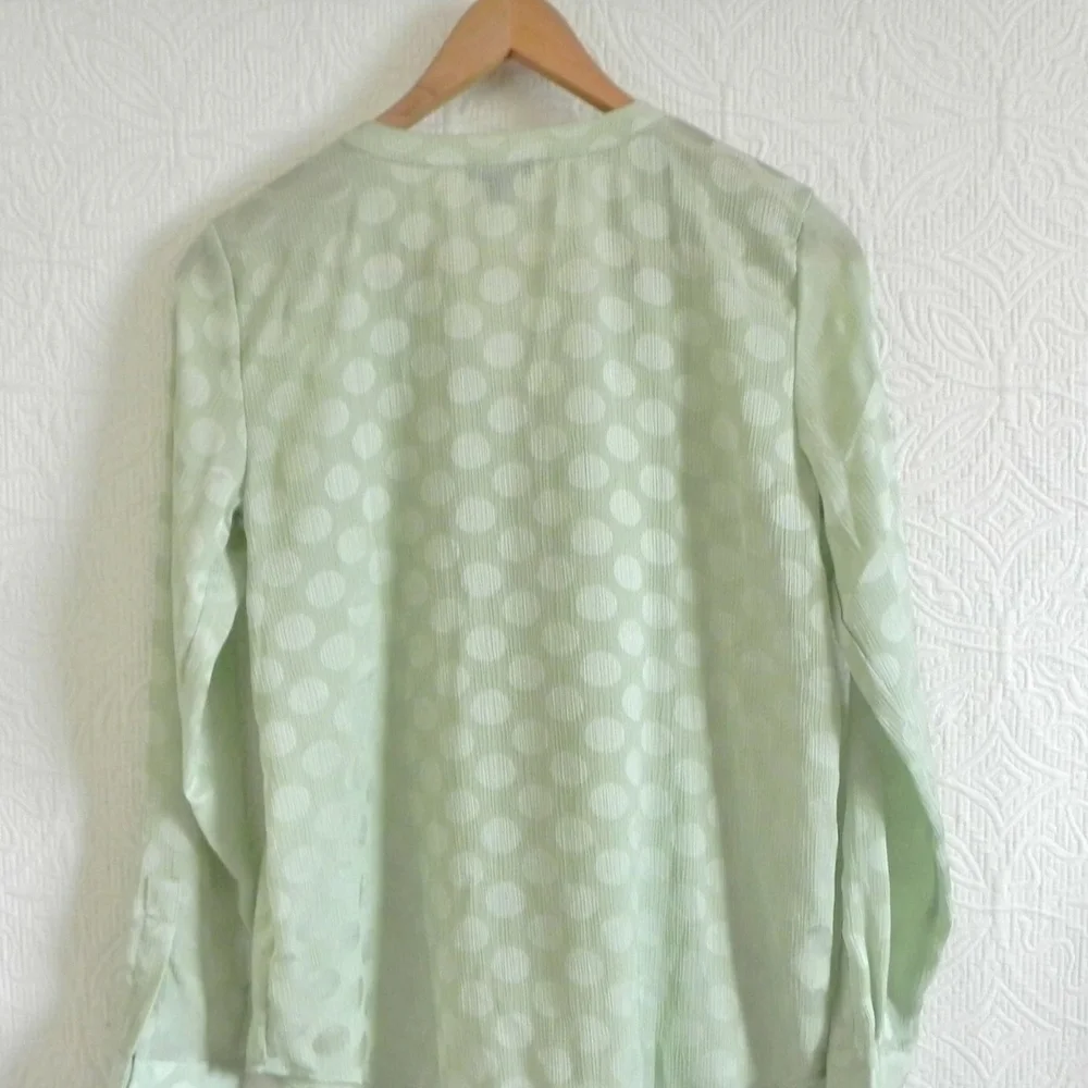 NWT Ann Taylor Green Ruffled Blouse - Picture 2 of 2
